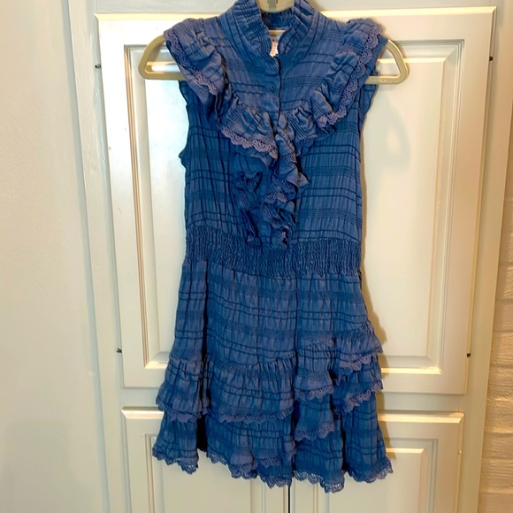The Shirt by Rochelle Behrens Dresses & Skirts - The Shirt by Rochelle Bergreens chambray dress- size S